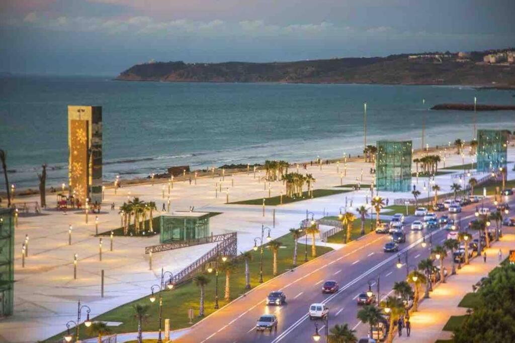 Apartment Oumnia 1 - City Center Tanger Exterior foto