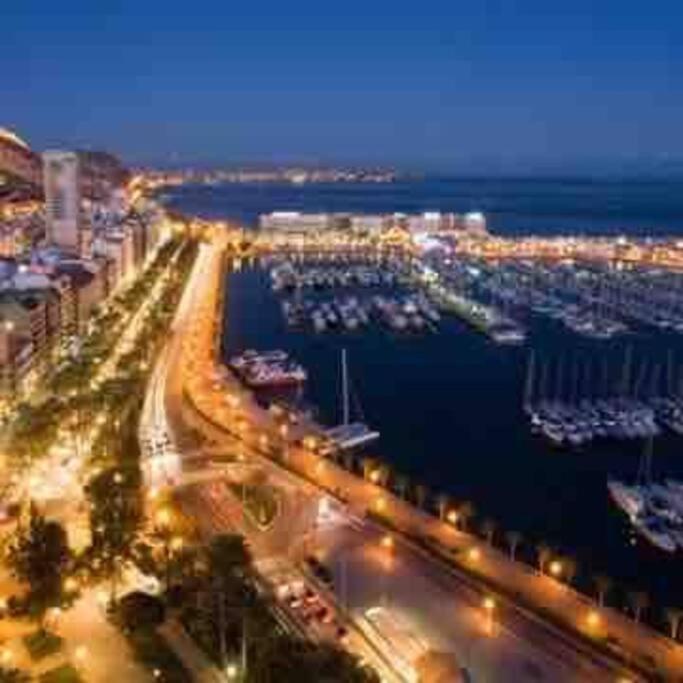 Apartment Oumnia 1 - City Center Tanger Exterior foto