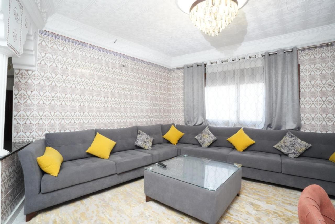 Apartment Oumnia 1 - City Center Tanger Exterior foto
